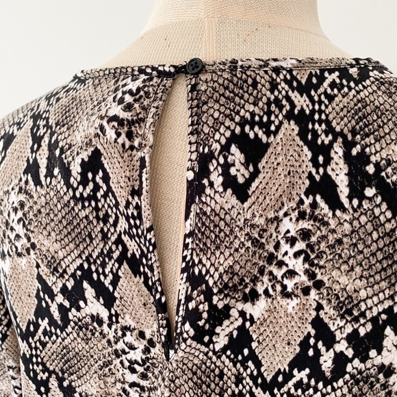 Joe Fresh Snakeskin Print Ruffle Hem Long Sleeve Dress – Size Small - Picture 7 of 13